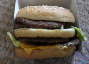 マクドナルドのメガマック
