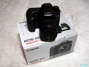 デジタル一眼レフカメラ CANON EOS40D 買いました