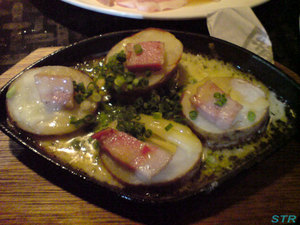 牛角で食事