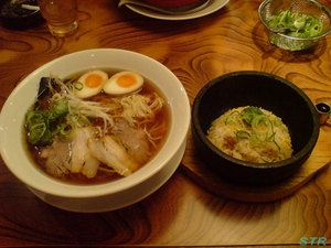 ぜいたくラーメン福一で晩飯