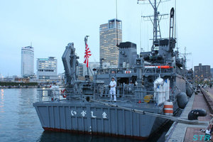 海上自衛隊掃海艇 あいしま・いずしま