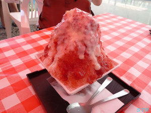 スカイファームでカキ氷を食べる