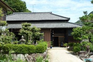 輝卵鈴で食事