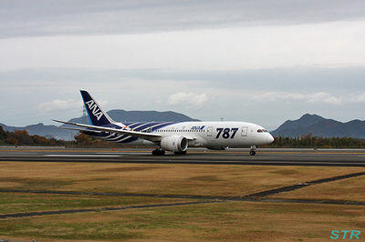 高松空港 ボーイング787 飛来