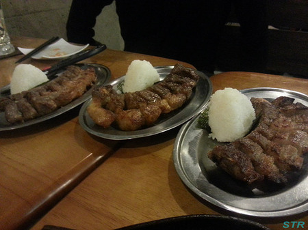やきとん屋ゆきやで骨豚を食べる
