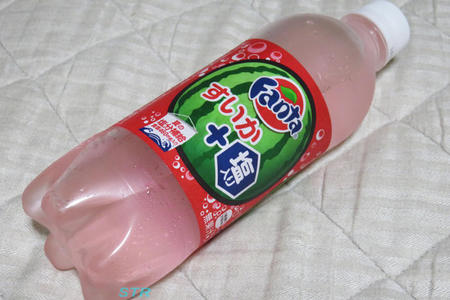 ファンタすいかを飲む