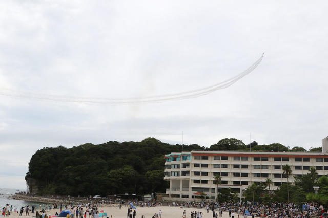 南紀白浜空港開港50周年記念 ブルーインパルス展示飛行