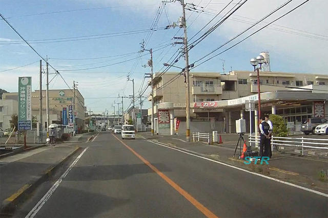 坂出市学園通りで可搬式オービスによる速度取り締まり