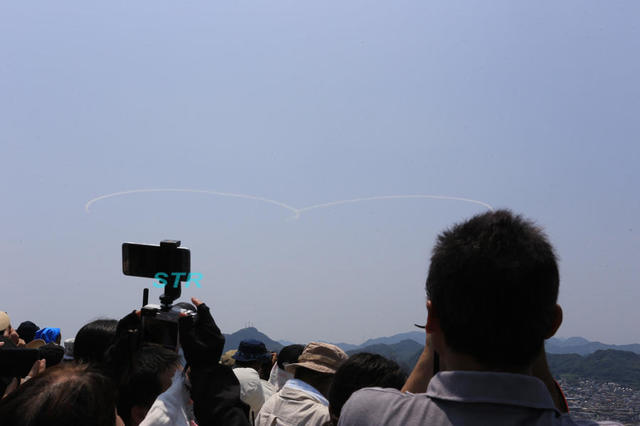 尾道港開港850周年記念 ブルーインパルス展示飛行
