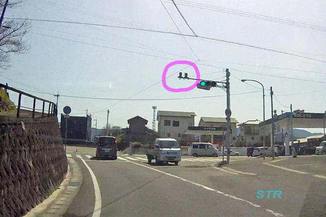 三豊市山本町辻 県道6号線のNシステム