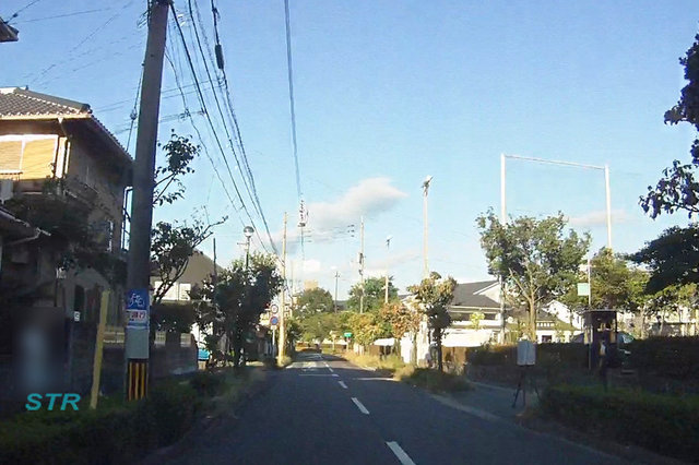宇多津町 宇多津中央公園前で可搬式オービスによる速度取り締まり