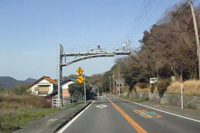 三豊市財田町財田上 国道32号線のNシステム
