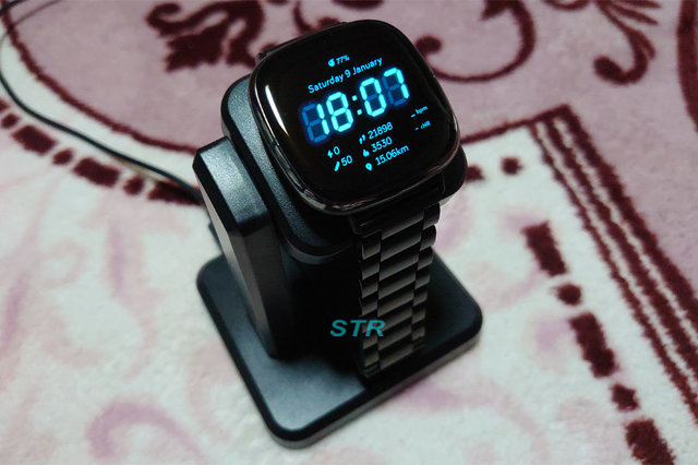スマートウォッチ Fitbit Sense 購入