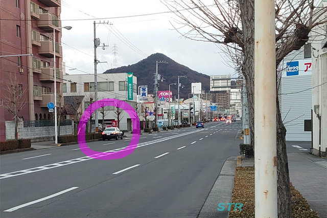 坂出市入船町1丁目 県道19号線 ローソン坂出入船町一丁目店前での一時不停止違反取り締まり