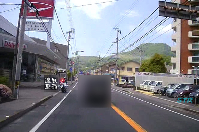 高松市香西東町 ファミリーマート高松香西東店前での一時不停止違反取り締まり