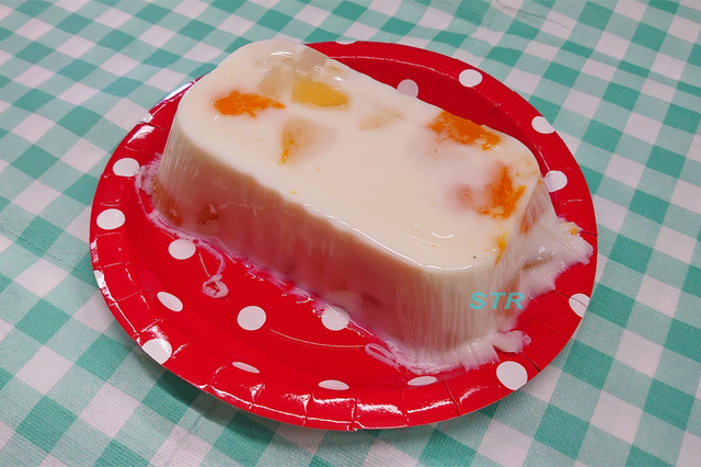 フルーツミルク寒天を作る