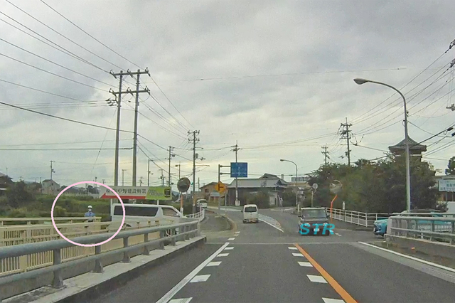 高松市香川町川東下 県道13号下り車線 城渡橋でのシートベルト取り締まり