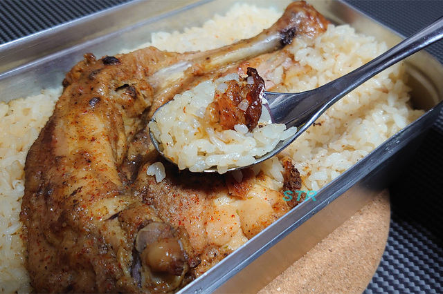 メスティンでさぬき骨付鶏飯を作る