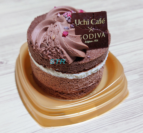 ローソン UchiCafe x GODIVA の ドゥ クレームショコラ