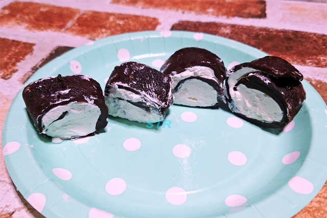 ロールケーキっぽい？ものを作る