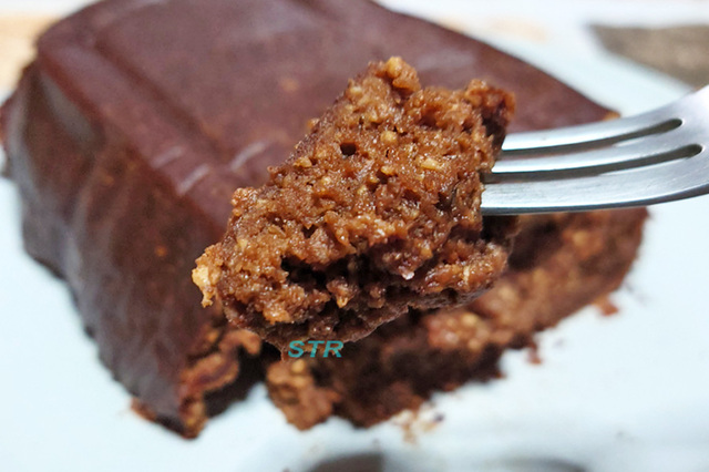 ホットケーキミックスでチョコパウンドケーキを作る