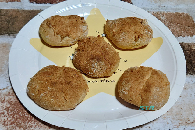 ホットケーキミックスでパンを作る