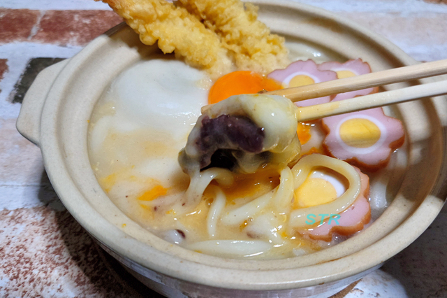 年明けあん餅白味噌うどん鍋を作る