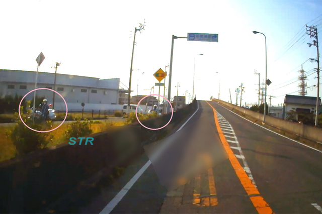多度津町桜川2丁目 多度津琴平街道跨線橋南側での一時不停止違反取り締まり